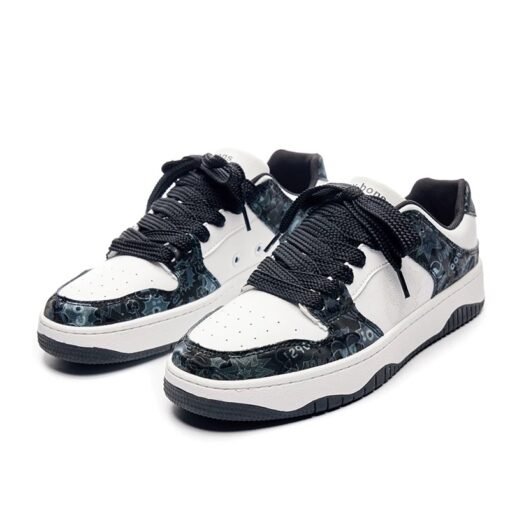 Trendy Low-Top Sneakers